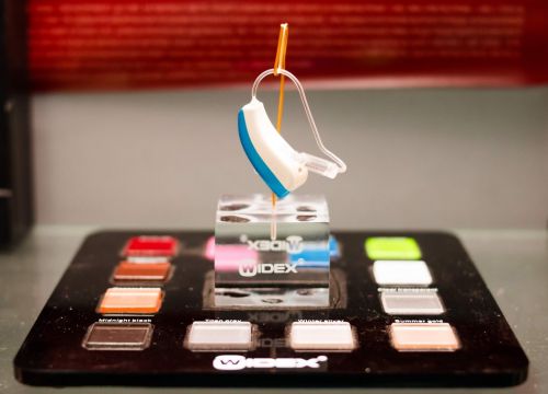 +73012410004 звонок из Слух и здоровье