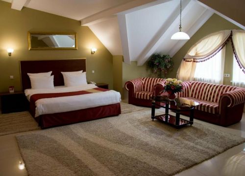 +73412423300 звонок из Премьер