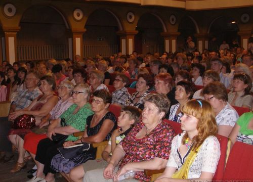 +73435562150 звонок из МАУК Ирбитский драматический театр им. А. Н. Островского