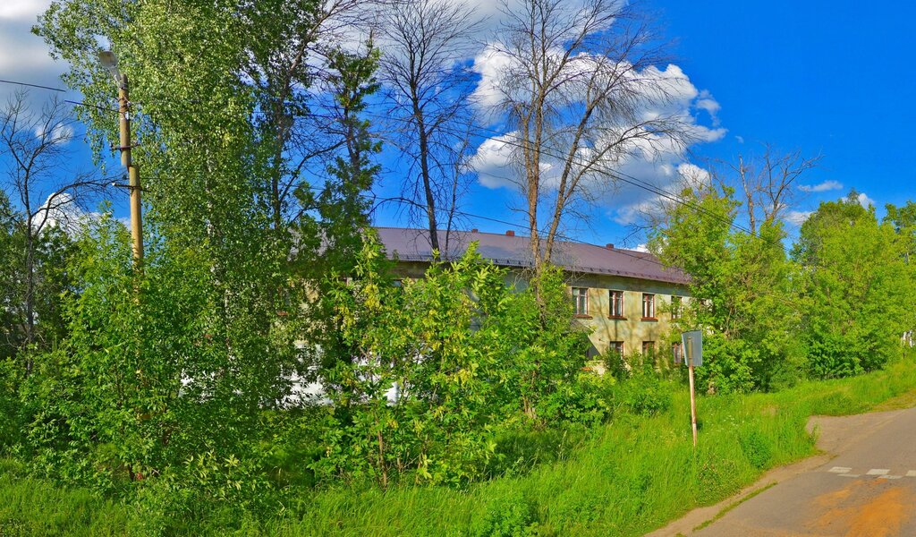 Пгт белое. Пгт белый городок Кимрский район Тверская область. Школа белый городок Кимрский район. Белый городок посёлки городского типа Тверской области. Посёлок городского типа белый городок.