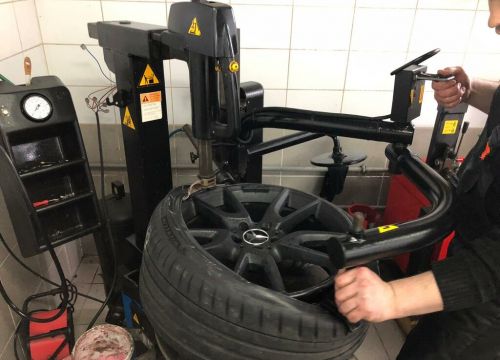 +74952499979 звонок из Автомойка на Мосфильмовской Фора
