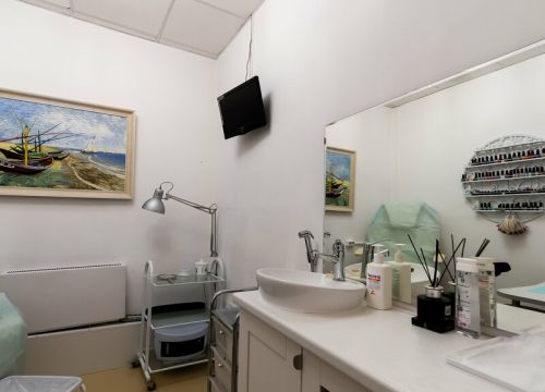 +74952600021 звонок из Клиника косметологии и дерматологии Галатея