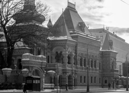 +74956270470 звонок из Французский лицей при Посольстве Франции