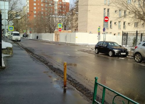 +74956270470 звонок из Французский лицей при Посольстве Франции