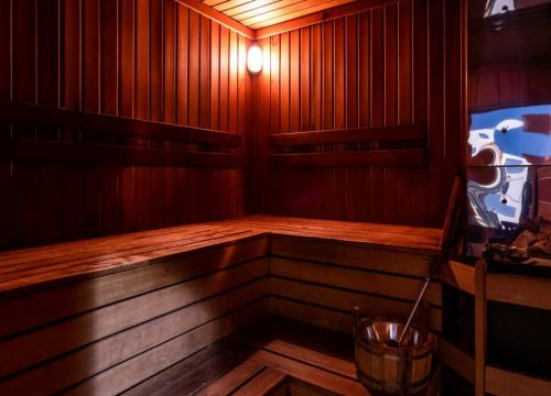 +74956770808 звонок из Остров