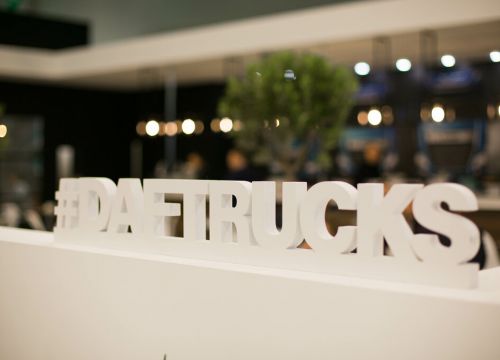 +74957850720 звонок из Даф Тракс Рус