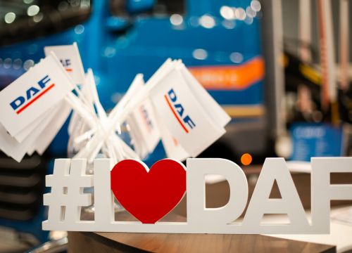 +74957850720 звонок из Даф Тракс Рус