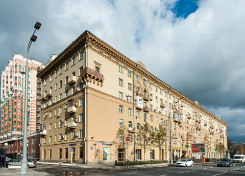 +74957864525 звонок из Лечебный центр