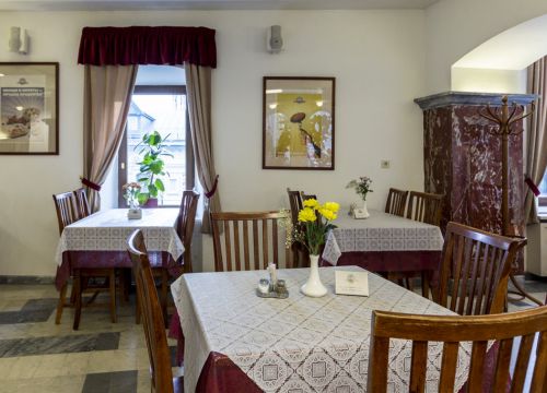 +74957884343 звонок из Столовая № 57