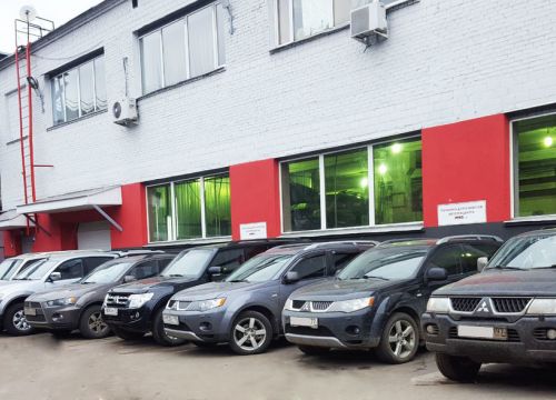 +74957907274 звонок из Мицубиси Моторс клуб