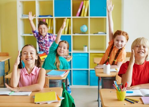 +74986000371 звонок из Умка