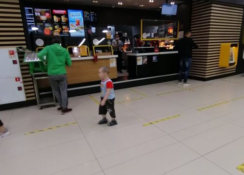 +78462050181 звонок из Макдоналдс