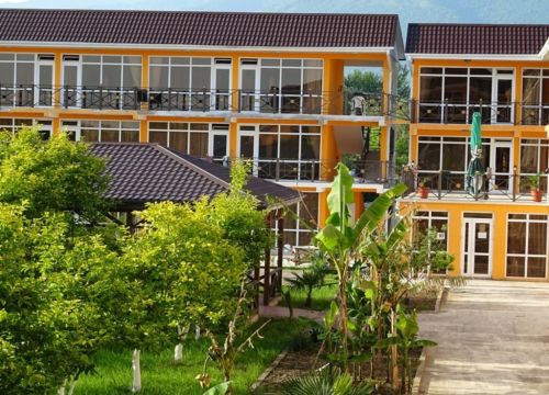 +79002888029 звонок из Гостевой Дом Райский Уголок