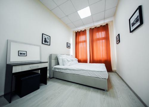 +79013621854 звонок из All Bears Hostel