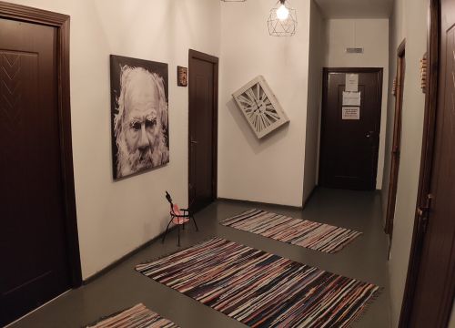 +79020373301 звонок из Арт-Хостел Толстой