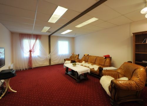 +79024720025 звонок из Загородный отель Greenville