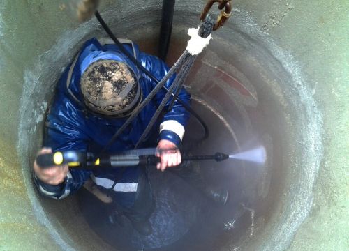 +79032460404 звонок из Старый колодец - чистка и ремонт колодцев