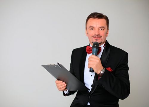 +79035798204 звонок из Ведущий Олег Когут и кавер-группа Мегахит