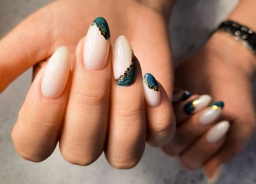 +79040340660 звонок из Студия маникюра и педикюра LeLu - Лелу