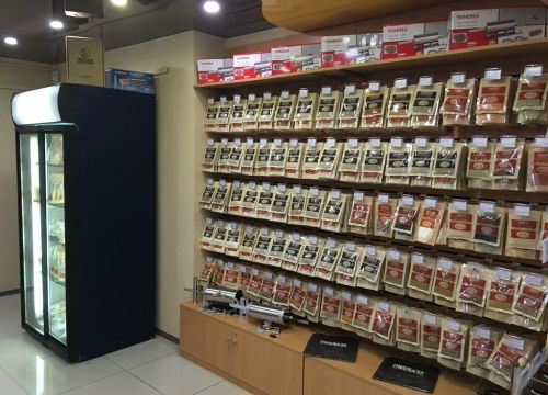 +79052830007 звонок из Емколбаски магазин