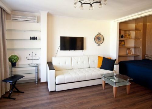 +79099960021 звонок из Апартаменты на 1905 года