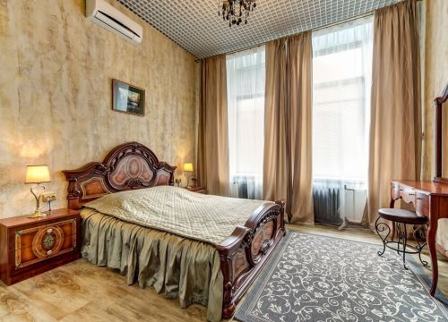 +79112475953 звонок из Апартаменты Кирочная 12-40