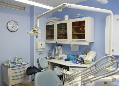 +79113593256 звонок из М-Дентал