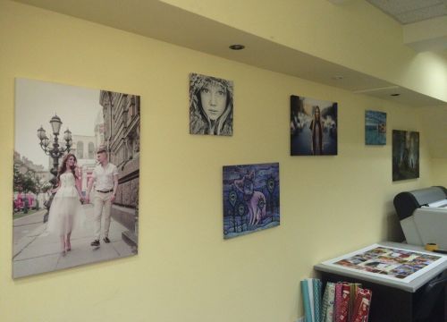 +79117360004 звонок из Печать фото на холсте в СПб - Family Holst