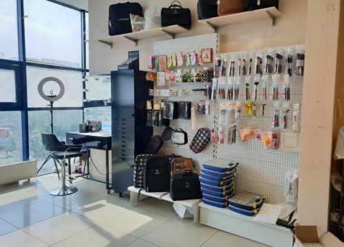 +79138921070 звонок из Интернет-магазин Всё для визажа