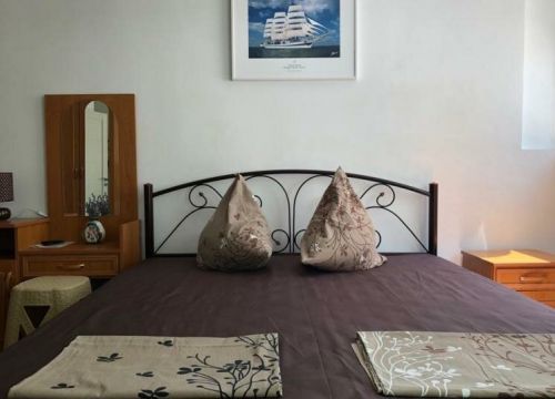 +79165481881 звонок из Гостевой дом на Школьном переулке 28