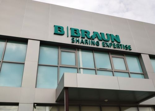 +79184817760 звонок из Центр диализа Б. Браун