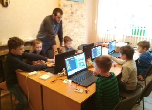 +79200610763 звонок из RobotON - клуб робототехники для детей