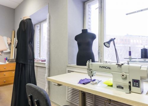 +79257840296 звонок из Мастерская исторической одежды