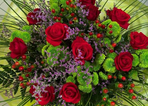 +79261400545 звонок из Алиса в стране цветов