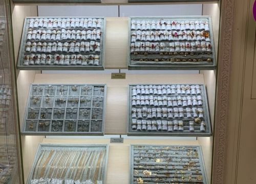 +79261790501 звонок из Ломбард Ювелирный