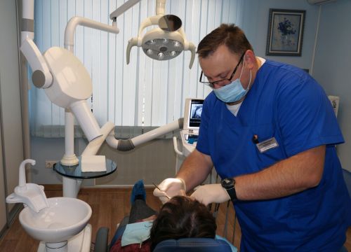 +79263921296 звонок из Макси-Дент