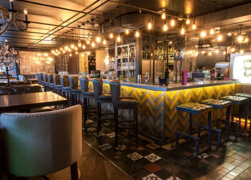 +79268671203 звонок из Люстра бар