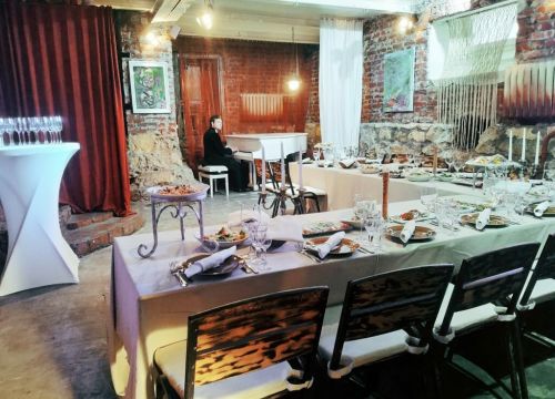 +79295000009 звонок из Дом поэтов