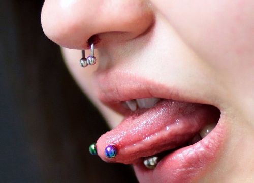 +79296323211 звонок из Piercing WiKi