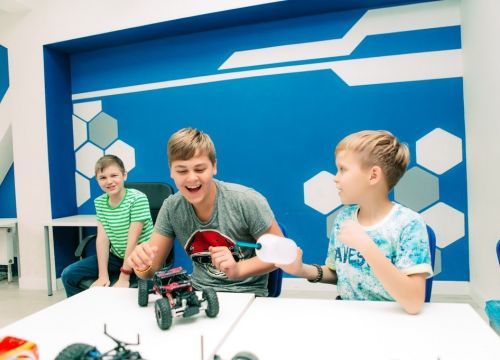 +79302230070 звонок из Школа робототехники StartJunior