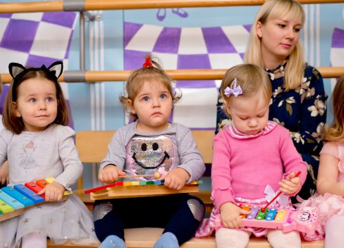 +79308011206 звонок из Центр творчества Пластилин