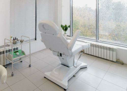 +79308120888 звонок из Клиника косметологии White Beauty Clinic