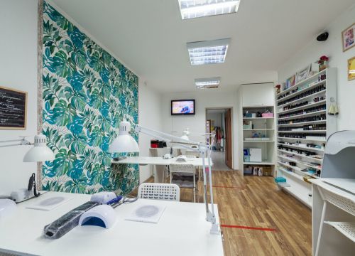 +79308800098 звонок из Студия V&n nails 62