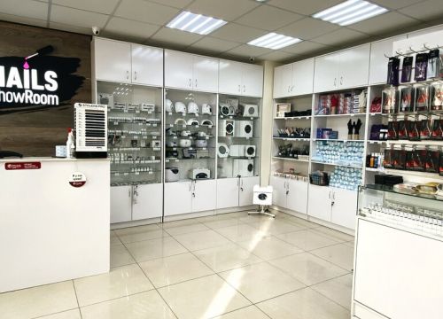 +79375864000 звонок из Nails Show Room