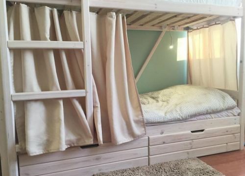 +79502914772 звонок из Neptunea Hostel