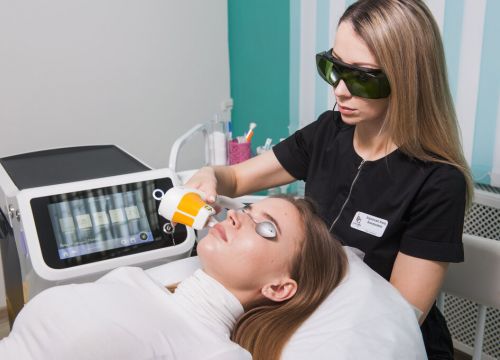 +79518555555 звонок из Бьюти клиник