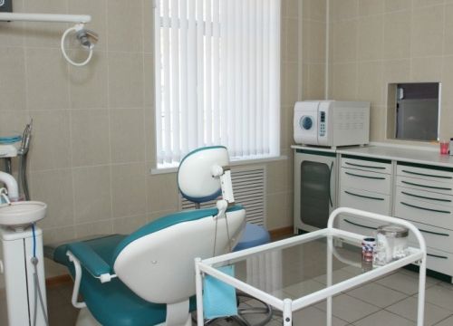 +79607111222 звонок из Стоматологическая клиника Лиштвана А. Н.