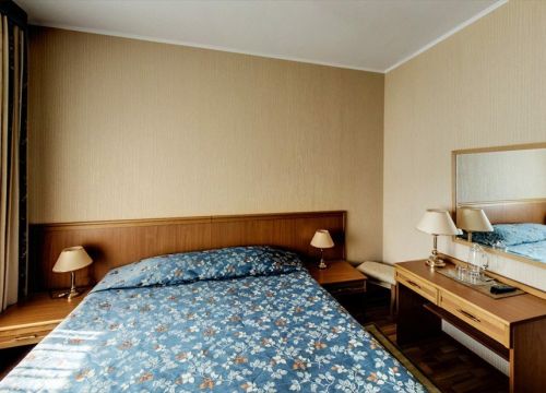 +79611600495 звонок из Бригантина