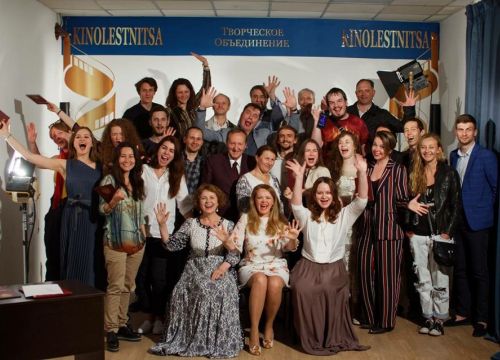 +79629400033 звонок из Очу ДО Киношкола Лестница