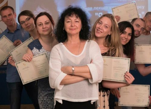 +79629400033 звонок из Очу ДО Киношкола Лестница